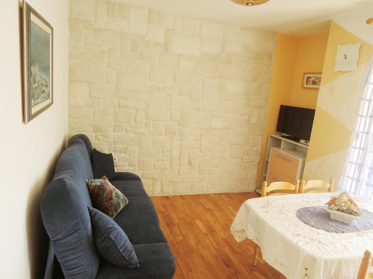 Apartments Sabina I Grapes 马林斯卡 外观 照片